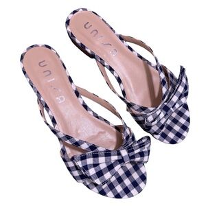 Unisa Blue White Gingham Plaid Sandals with Bows Size 9.5